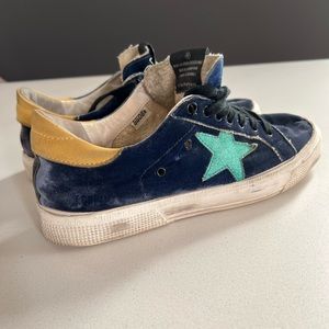 Golden Goose Womens May Aqua Star
Sneakers Blue Velvet / Size EU 40 / US…